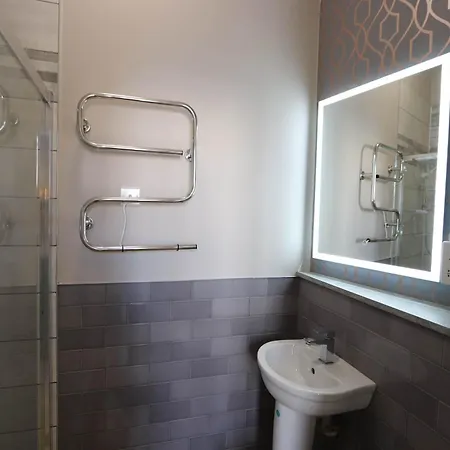 The Willow - 15 * Bristol