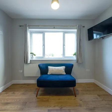 The Willow - 15 Apartment Bristol