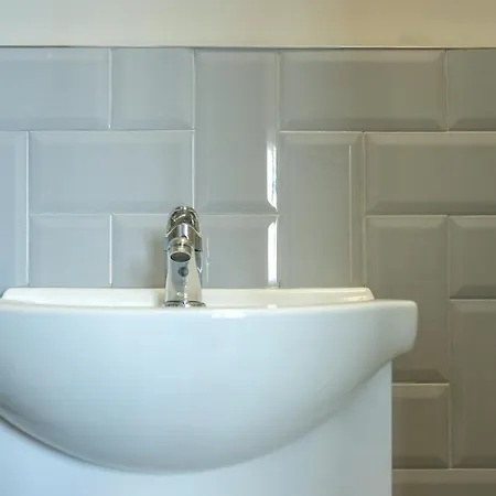 The Willow - 15 Bristol